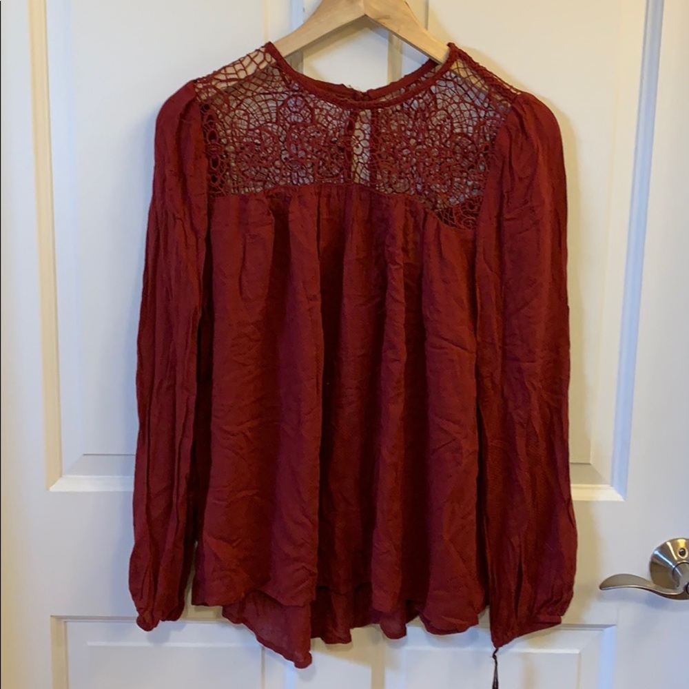 Knox Rose lace blouse
